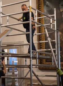 Movimentazione opere d'arte Rosa dei Venti srl