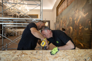 Movimentazione opere d'arte Rosa dei Venti srl